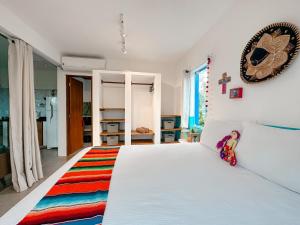 Giường trong phòng chung tại Vila Real Apartamentos +52 ảnh