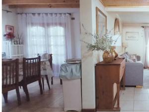 Χώρος καθιστικού στο Acogedoras y centrales habitaciones, cerca del Metro y del Estadio Nacional