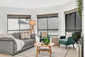 منطقة جلوس في Breezy B on the Esplanade with Direct Beach Access
