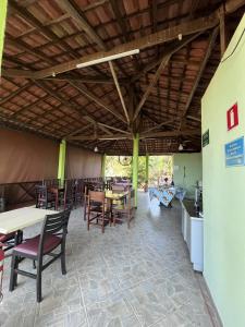 Restaurace v ubytování Pousada Dos Ypês