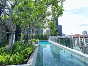 Bassein majutusasutuses 市中心URBITIA 精品公寓 või selle lähedal