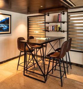 Biblioteca nell'hotel