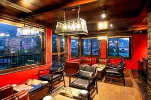 Area soggiorno di The Vintage Srinagar at Dal Lake