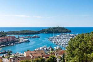 a harbor filled with lots of boats in the water at La casa di Cristina - apartments with sea view! in Vrsar
