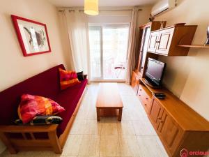 TV a/nebo společenská místnost v ubytování El Paraíso en Playa Concha