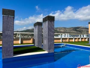 Bazén v ubytování El Paraíso en Playa Concha nebo v jeho okolí