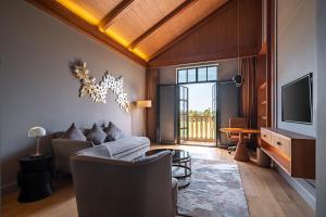 TV a/nebo společenská místnost v ubytování Melia Shanghai Parkside