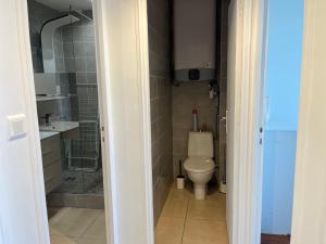 Koupelna v ubytování Suite Miramar - Check in h24 - Wifi