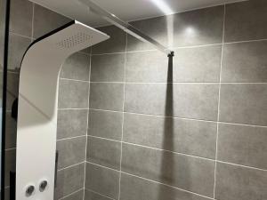 Koupelna v ubytování Suite Miramar - Check in h24 - Wifi