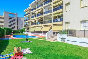 Bazén v ubytovaní LITORAL COSTA DORADA - GOLF g alebo v jeho blízkosti