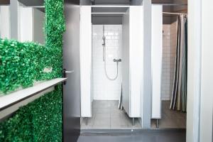 Um banheiro em WALLYARD Stay