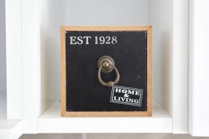 Et logo, certifikat, skilt eller en pris der bliver vist frem på Apartamente Indigo by Alz