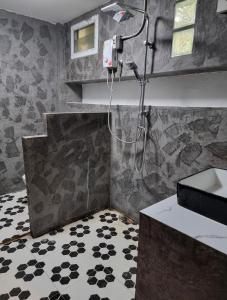 Koupelna v ubytování บ้านภทรพรรณ ขุนยวม แม่ฮ่องสอน Ban Pataraphan Khunyuam Maehongson Thailand