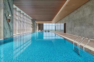 Bazén v ubytování Hotel Nikko Changshu nebo v jeho okolí