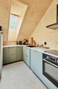 Köök või kööginurk majutusasutuses Lodgen Stryn