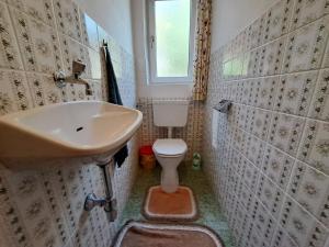 Łazienka w obiekcie Apartment Straif by Interhome