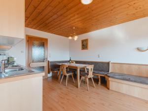 A kitchen or kitchenette at Apartment Voithofer-7 by Interhome Még 16 kép