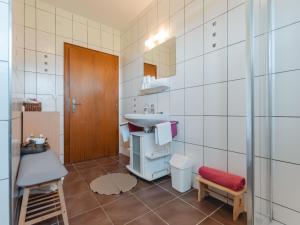 Koupelna v ubytování Holiday Home Erlachhof by Interhome