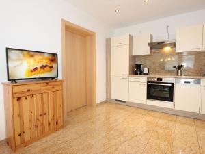 Η κουζίνα ή μικρή κουζίνα στο Apartment Hanna by Interhome