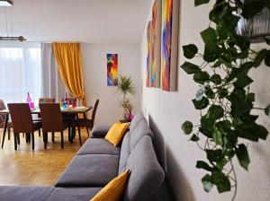 Zona d'estar a Felde SLP 3- Zimmer Ferienwohnung in Essen- Steele