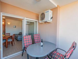 Posezení v ubytování Apartment Mlasina-4 by Interhome