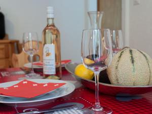 Nápoje v ubytování Apartment Clair Matin 20 by Interhome