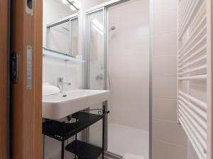 Łazienka w obiekcie Apartment IVA by Interhome