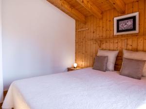 Letto o letti in una camera di Chalet Mon Rêve by Interhome