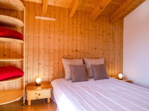 Letto o letti in una camera di Chalet Mon Rêve by Interhome