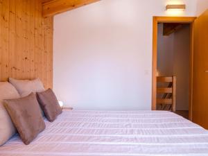 Letto o letti in una camera di Chalet Mon Rêve by Interhome