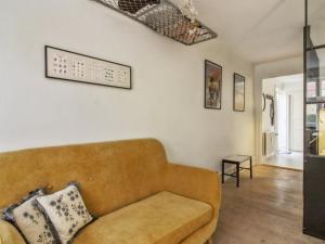 Posezení v ubytování Apartment Marisol - 700m from the sea by Interhome