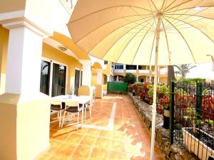 A balcony or terrace at Duquesa del Mar