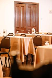 Área de negócios e/ou sala de conferências em Hotel Carrera