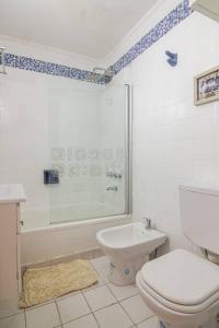 Koupelna v ubytování Rent Furnished Apartment 1 Main Room Recoleta + 20 fotografií