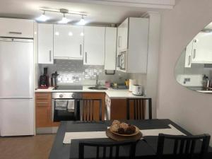 Zdjęcie z galerii obiektu Apartamento en Santoña w mieście Santoña