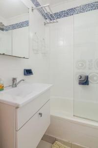 Koupelna v ubytování Rent Furnished Apartment 1 Main Room Recoleta