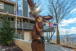 Φωτογραφία από το άλμπουμ του The Lazy Moose Long-range Mountain Views, Game Room σε Old Fort
