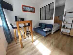 Posteľ alebo postele v izbe v ubytovaní Studio la Salicorne au Sables d'Olonne