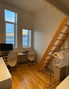 Fotografie z fotogalerie ubytování Big apartment close to city centre with parking v destinaci Tromsø