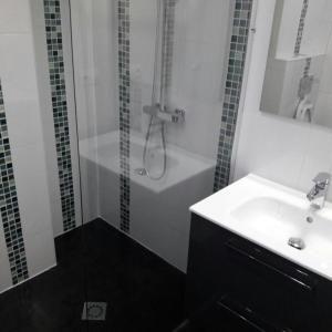 Bilik mandi di Habitaciones en Ronda +3 gambar