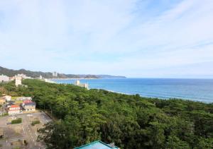 a view of the ocean from a resort at Kamogawa Grand Tower - Vacation STAY 53387v in Kamogawa