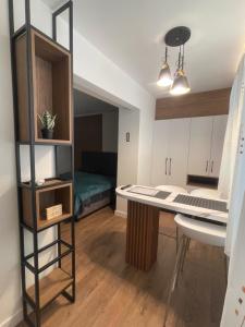 Fotografie z fotogalerie ubytování Downtown Studio Apartments v destinaci Tirana