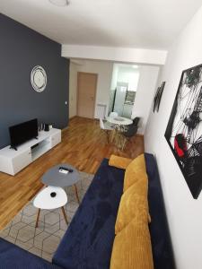 Χώρος καθιστικού στο Skopje DJS apartment