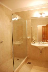 Afbeelding uit fotogalerij van CATANGE HOTEL in Charata