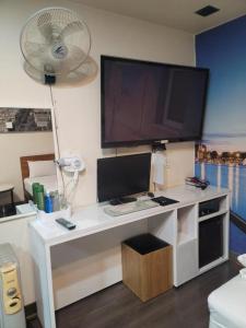 Η κουζίνα ή μικρή κουζίνα στο Cozy