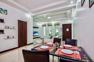 Posezení v ubytování Baan Noppadol Hua Hin Resort