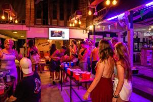 Hosté ubytování Slumber Party Koh Tao + 37 fotografií