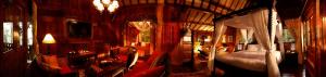 Un pat sau paturi într-o cameră la Tempat Senang Spa Resort & Restaurant +35 fotografii