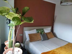 Ένα ή περισσότερα κρεβάτια σε δωμάτιο στο Refugio Racó del Conill - Mountain, Beach & Spa +36 φωτογραφίες