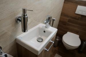 Koupelna v ubytování Apartmány Family Nová Lesná